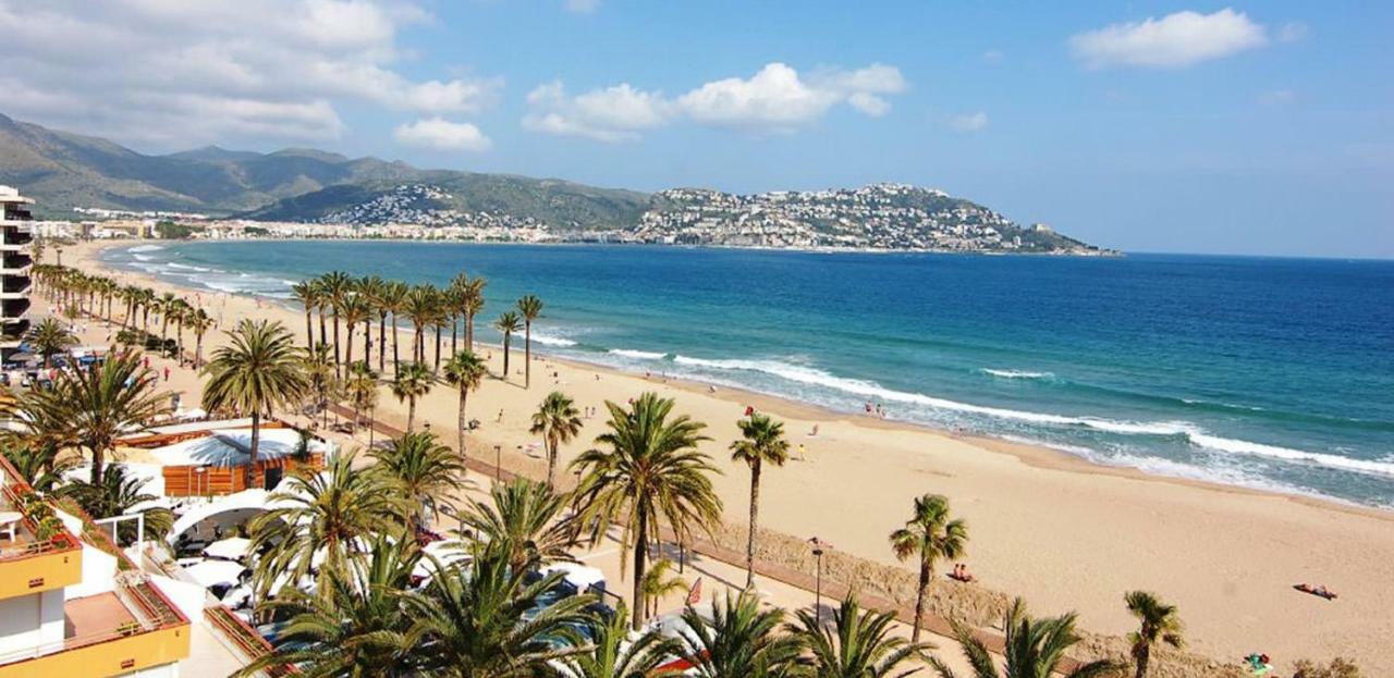 Holidays Penthouse Vues Panoramiques Sur Le Port Naval,Un Sejour Elegant Assure " Wifi Parquing Gratuit 罗萨斯 外观 照片